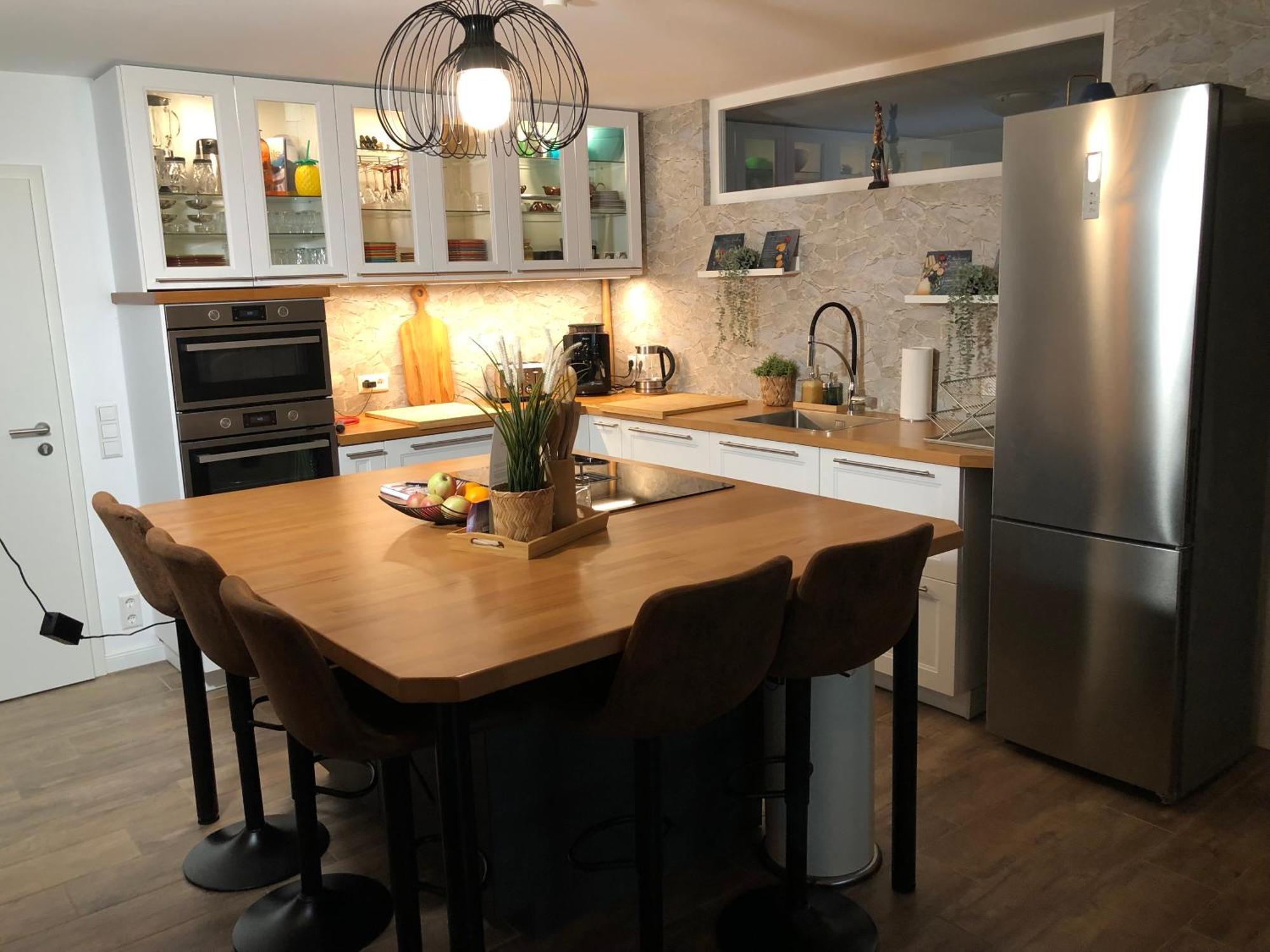 Stylisches Maybach Appartement Mit Terrasse Fuer 5 Personen, 5 Betten, Grosse Kochinsel, Homeoffice Mit 250Mbit Wlan Aidlingen Exterior photo